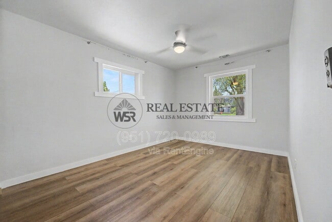 Building Photo - 1030 E Brockton Ave