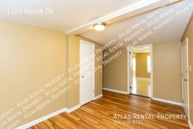 Building Photo - 1329 Haven Dr