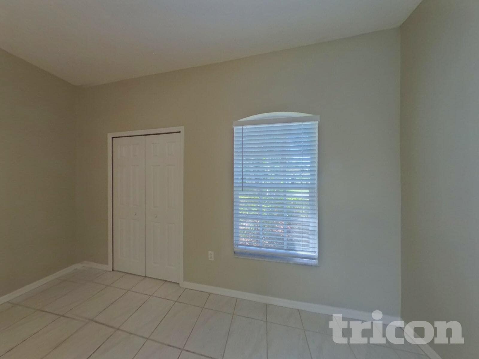 Building Photo - 3026 Woodland Fern Dr