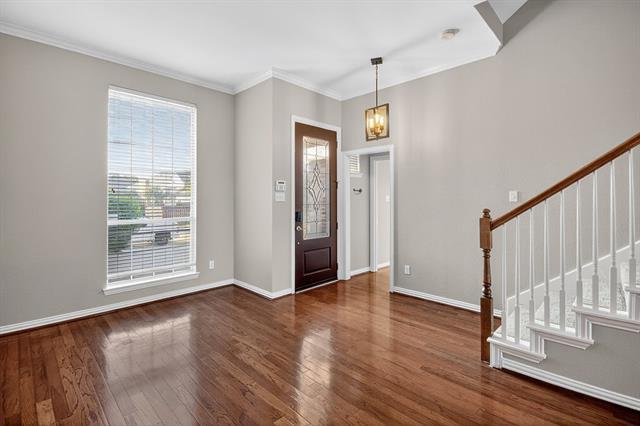 Building Photo - 1604 Wagon Wheel Dr