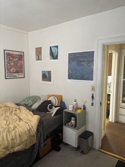 Building Photo - 2728 N Downer Ave