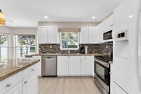 Building Photo - 10766 Crescendo Cir