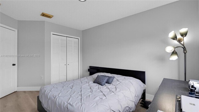 Building Photo - 8356 SW 158th Ave