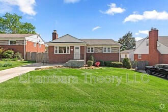 Building Photo - 5010 Flanders Ave