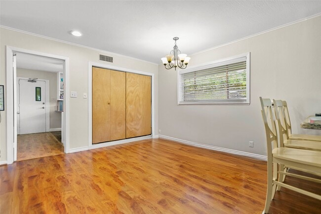 Building Photo - 3641 Deal St