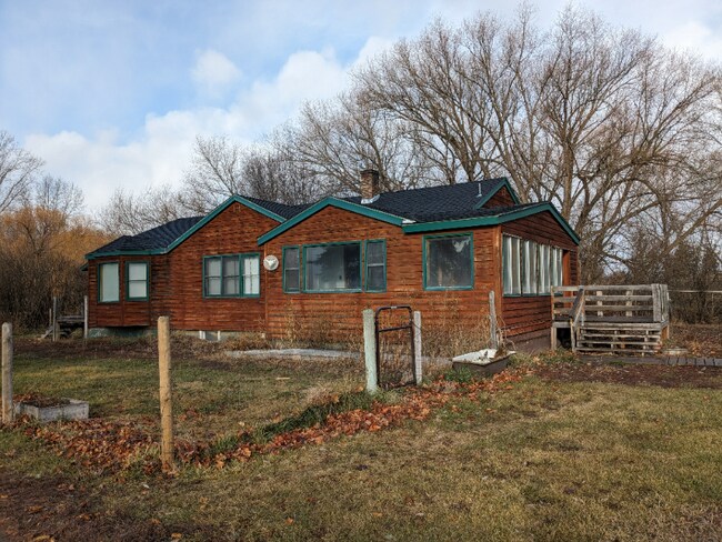 Building Photo - 5028 Eastside Hwy