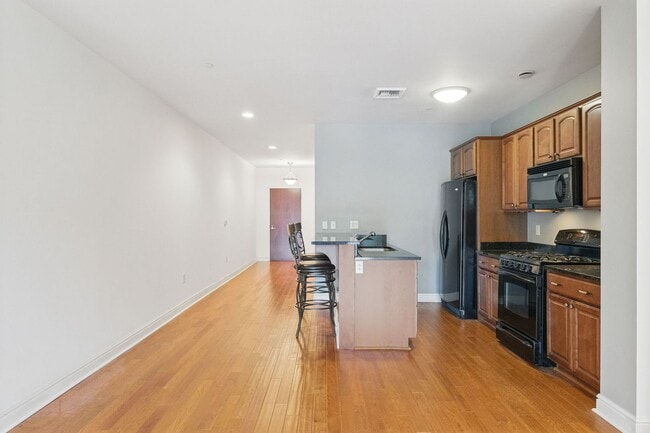 Building Photo - Welcome to Downtown Living with a view