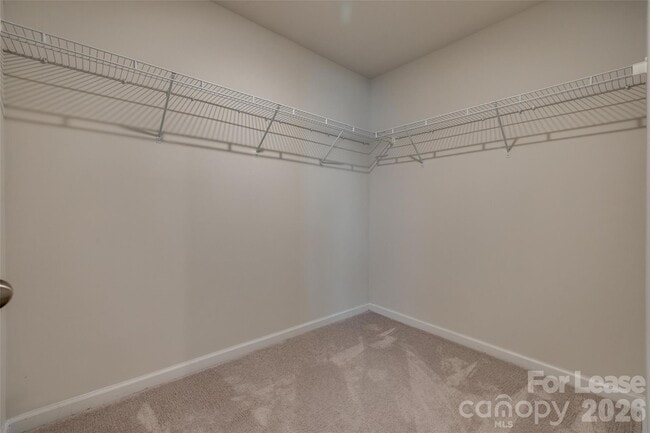 Building Photo - 807 Gable Oak Ln