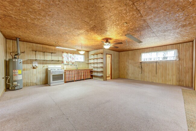 Building Photo - 4704 1st St