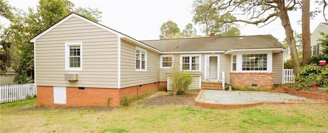 Building Photo - 606 Rush Rd