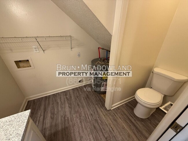 Building Photo - 9116 Parktop Ln NW