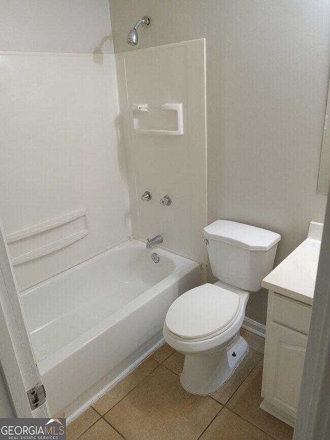 Building Photo - 9069 Sterling Ridge Ln