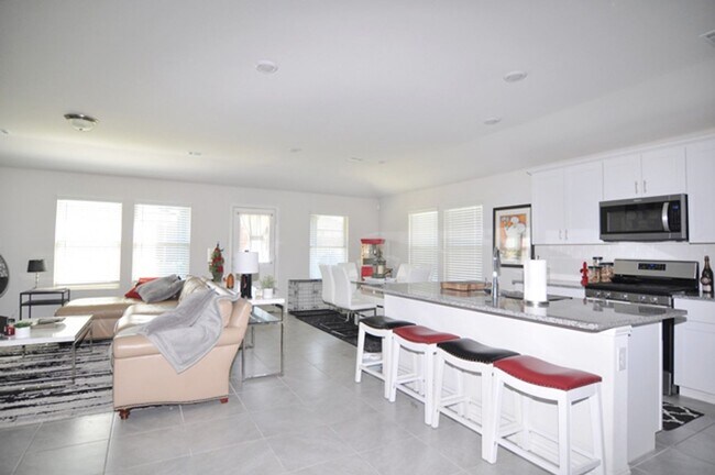 Building Photo - 2513 Ponca Dr