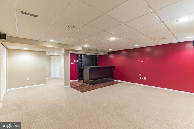 Building Photo - 123 Westbrook Dr