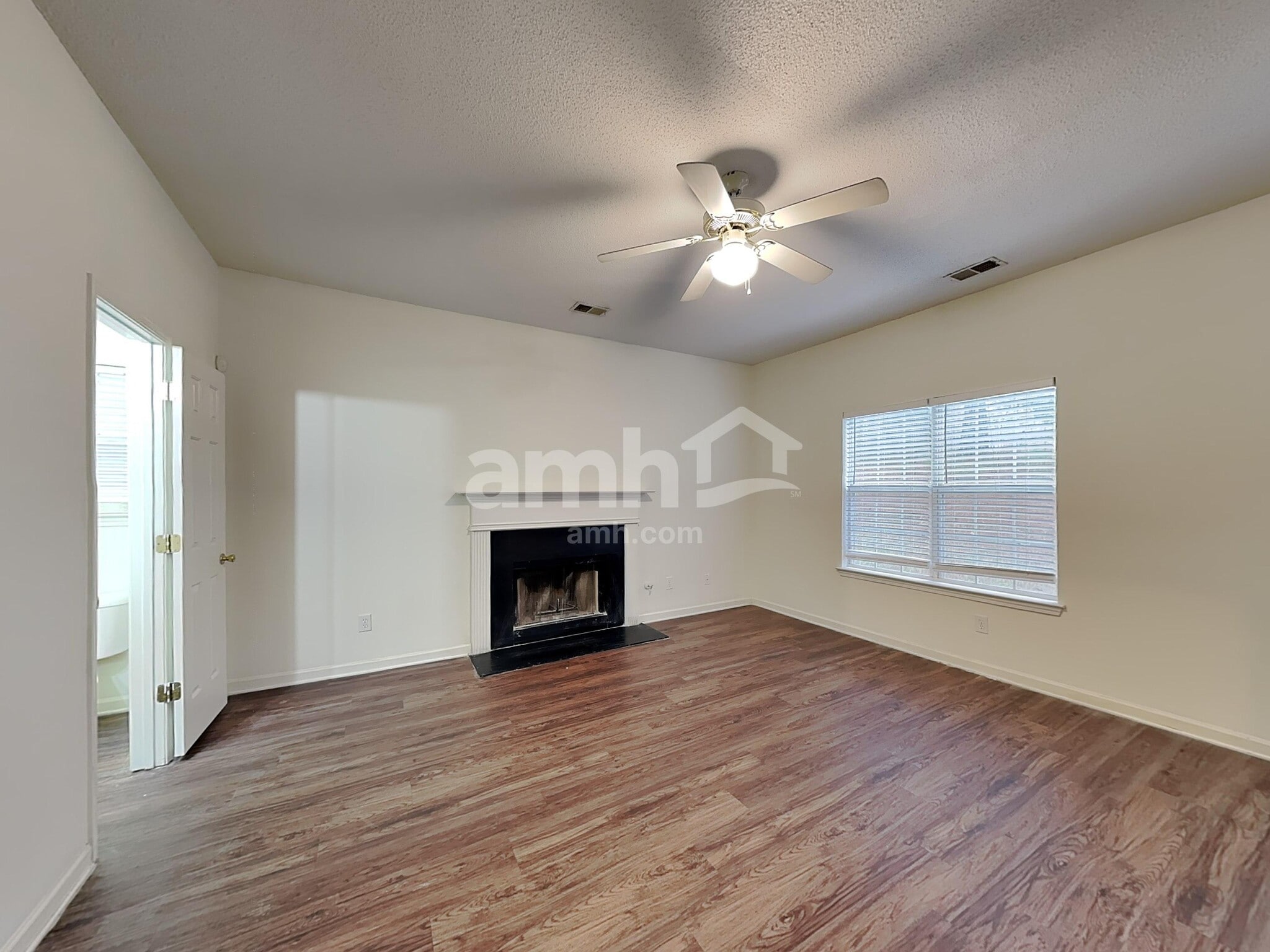 Building Photo - 148 Ventura Trl