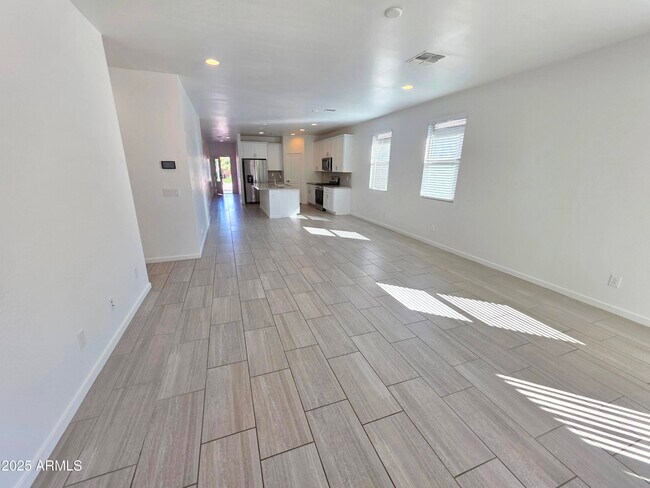 Building Photo - 4214 S 68th Ln