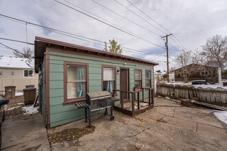 Building Photo - 1111 E Flint St