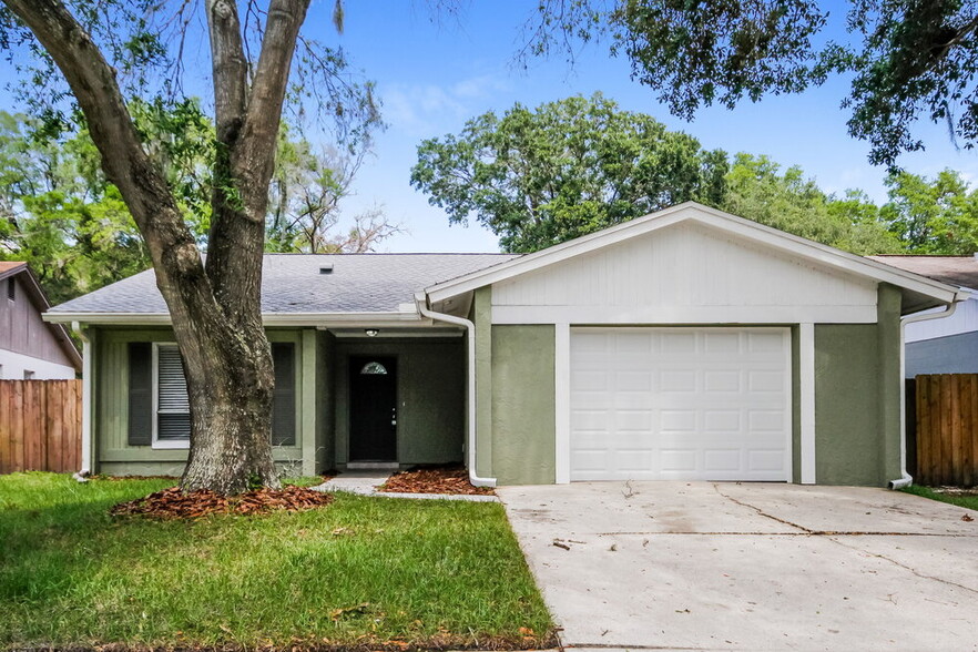 Primary Photo - 1554 Thistledown Dr