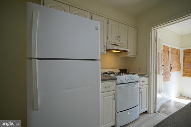 Building Photo - 2161 N Brandywine St