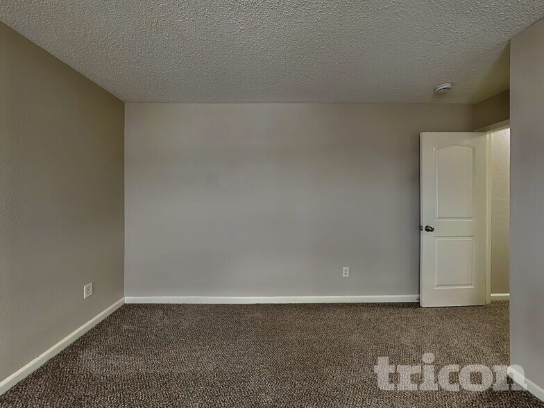 Building Photo - 10510 Candy Apple Ln