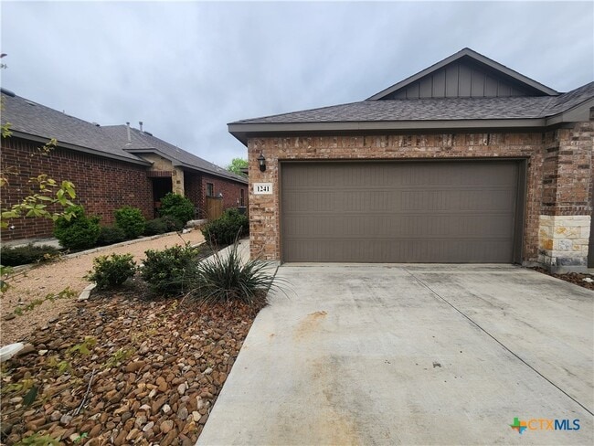 Building Photo - 1241 FM-306 E