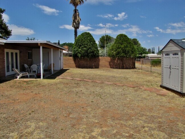 Building Photo - 3BR/2BA w/ central A/C in Sierra Vista, AZ