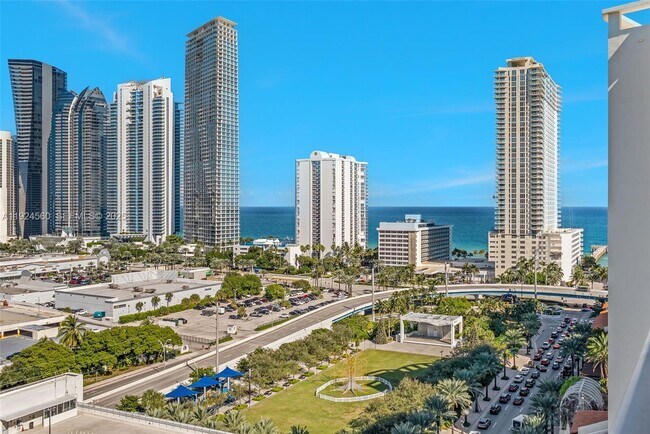 Building Photo - 300 Sunny Isles Blvd