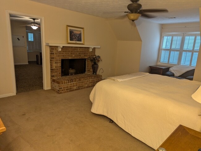 Building Photo - 1116 Santa Fe Station