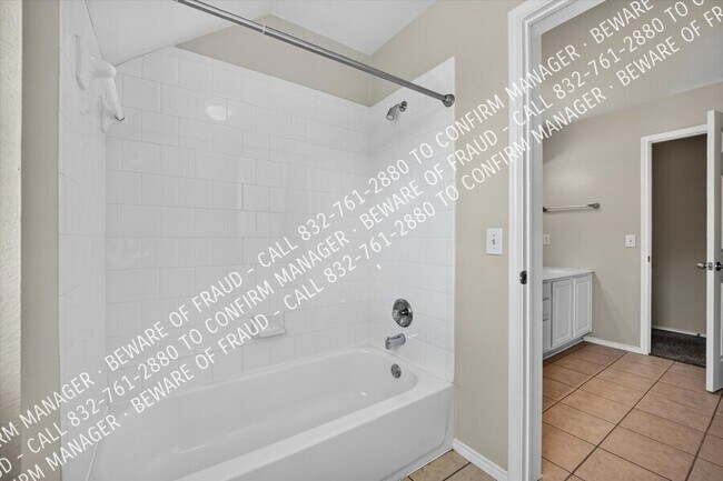 Building Photo - 11472 Blackhawk Dr