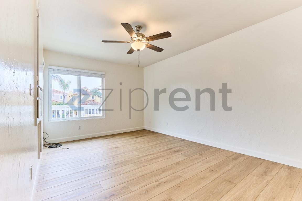 Building Photo - 405 20th St