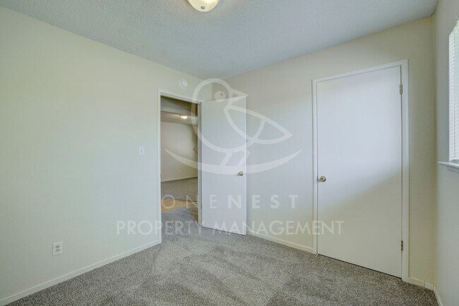 Building Photo - 291 J St