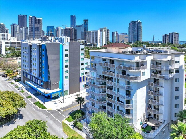 Building Photo - 280 SW 20th Rd