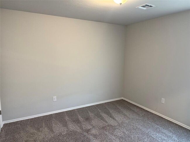 Building Photo - 3724 Apple Villas Cir