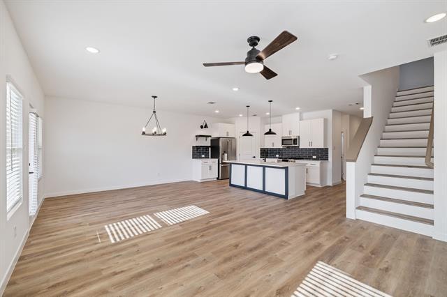 Building Photo - 517 Ridgewood Dr