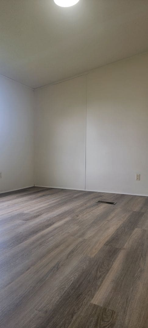 Building Photo - 3 Bedroom, 2 Bath Double Wide in Rockwell ...