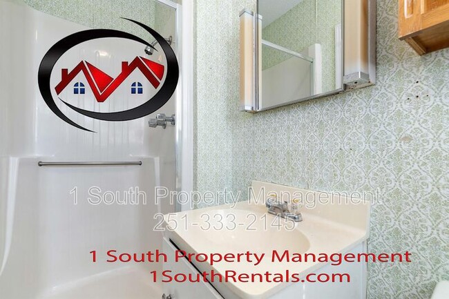 Building Photo - 7470 Moffett Rd