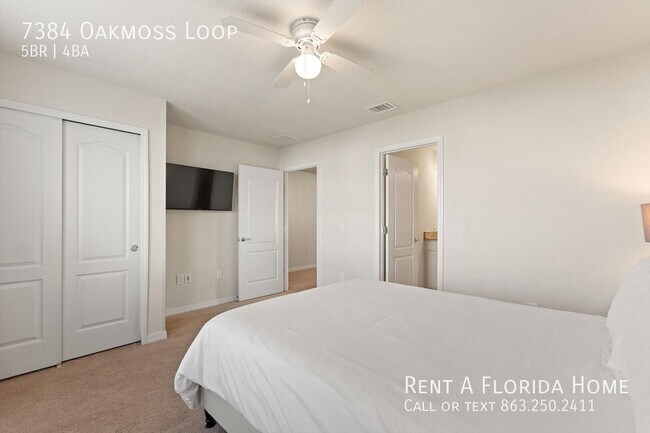Building Photo - 7384 Oakmoss Loop