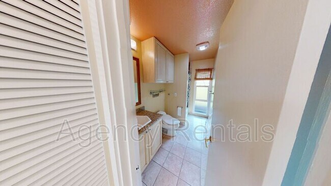 Building Photo - 123A Maunalua Ave