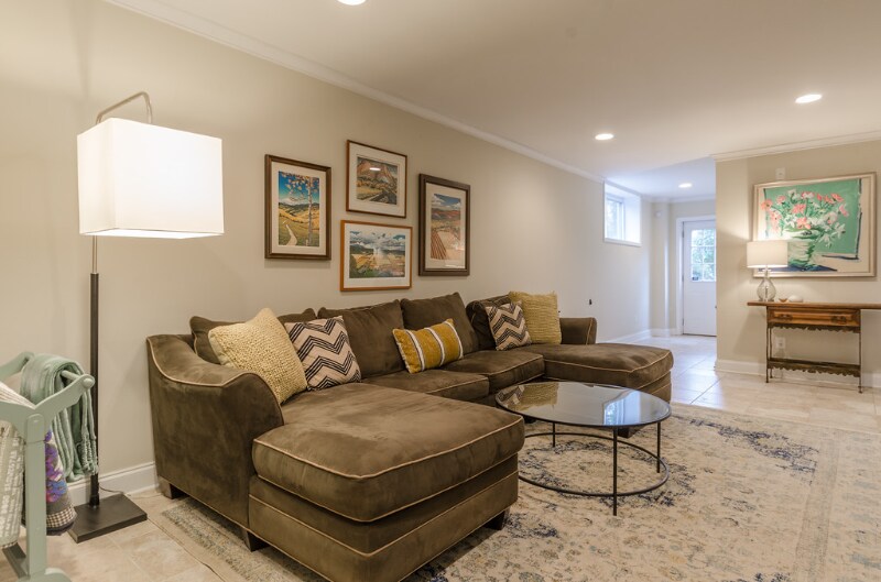 Building Photo - 1401 Seneca Pl