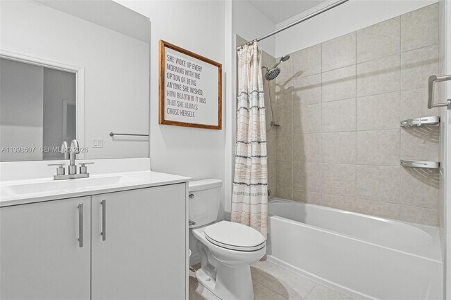 Building Photo - 4917 Oakmont Dr