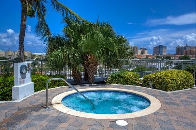 Building Photo - 300 S Australian Ave