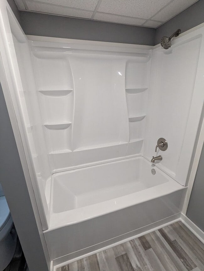 Building Photo - 19 Main St