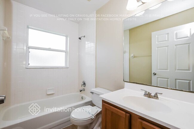 Building Photo - 256 Morning Creek Cir