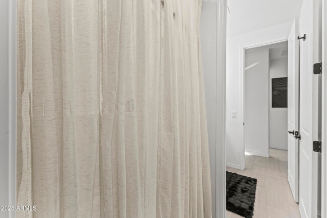 Building Photo - 5419 W Las Palmaritas Dr