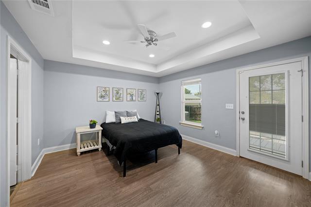 Building Photo - 1228 Jones St