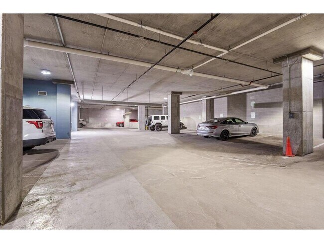 Building Photo - 740 Portland Ave