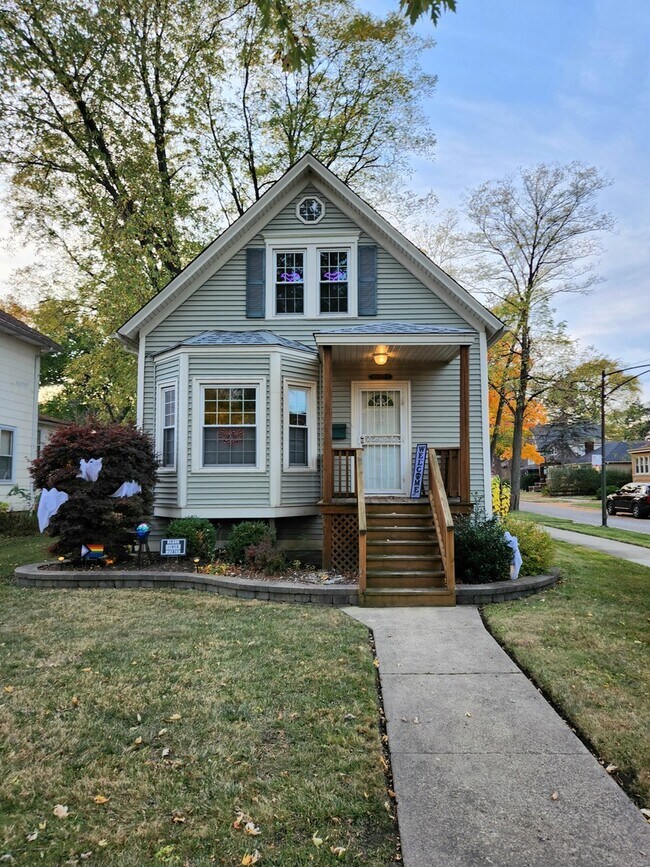 10744 S Wood St 10744 S Wood St Chicago IL 60643 Apartment Finder