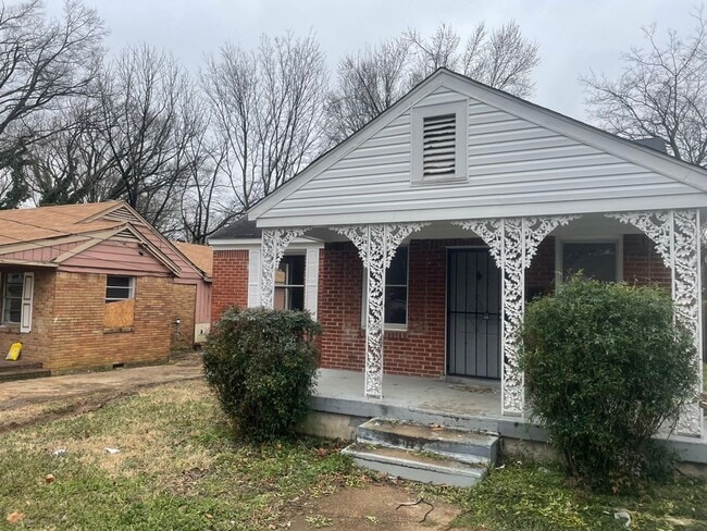 Primary Photo - 363 Hodges St
