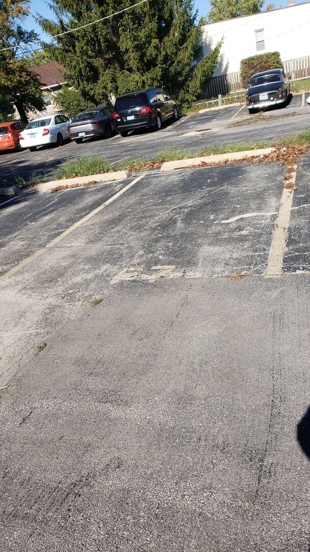 Building Photo - 1130 Dunlop Ave