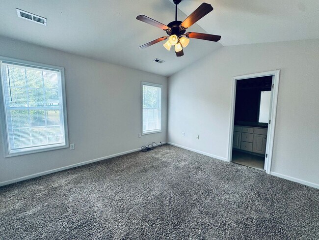 Building Photo - Wards Ferry Rd Townhome